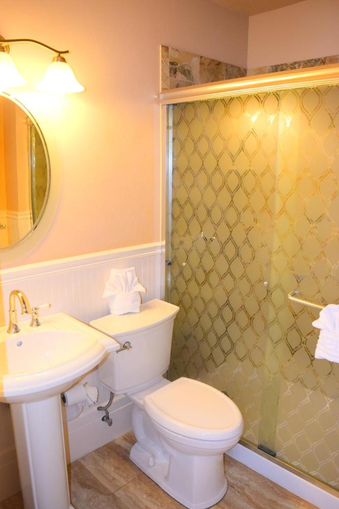 Standard Double Room interior